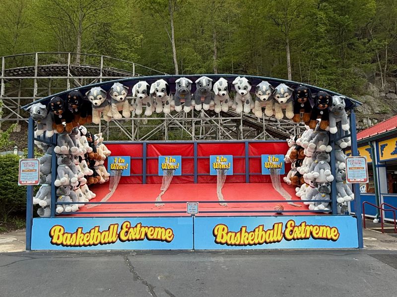 Basketball extreme  game at Lake Compounce