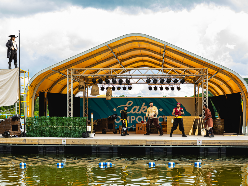 Stage Splashbucklers Comedy Stunt Show at Lake Compounce